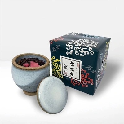 有限会社万玉ー鶯宿梅(1壺入り)